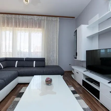 Apartmants Vlade *