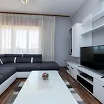 Apartmants Vlade *