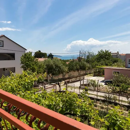 Apartmants Vlade Apartment *