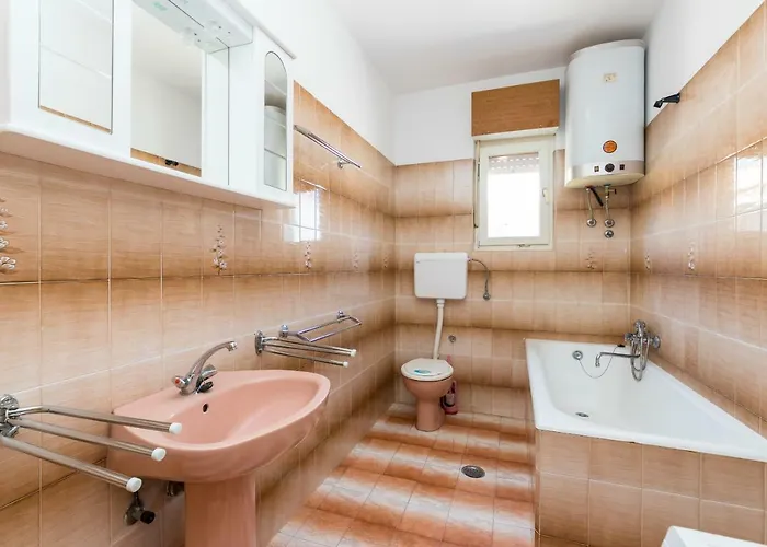 Apartmants Vlade Daire Kastela