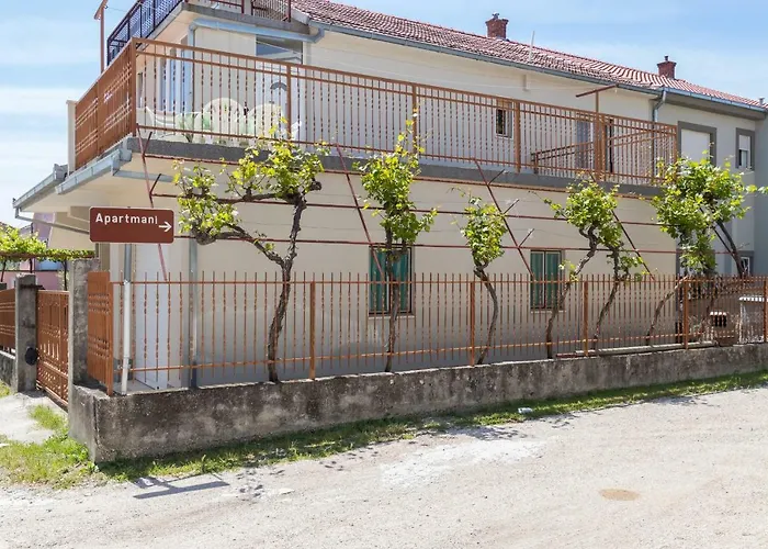 Διαμέρισμα Apartmants Vlade *